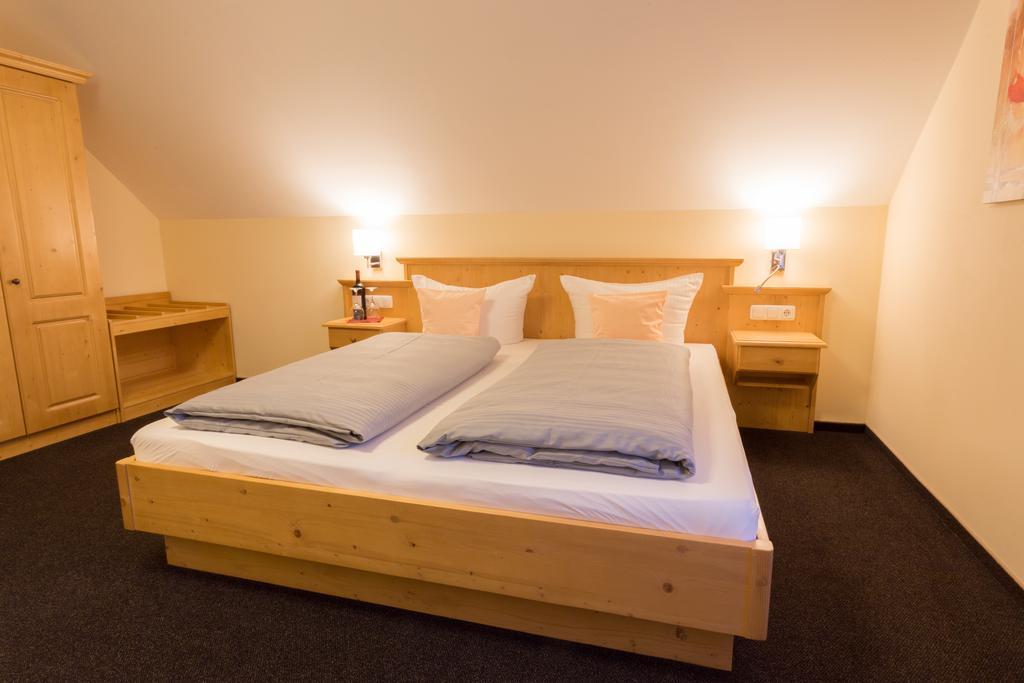 Landhotel Graetz Emmering  Exterior foto